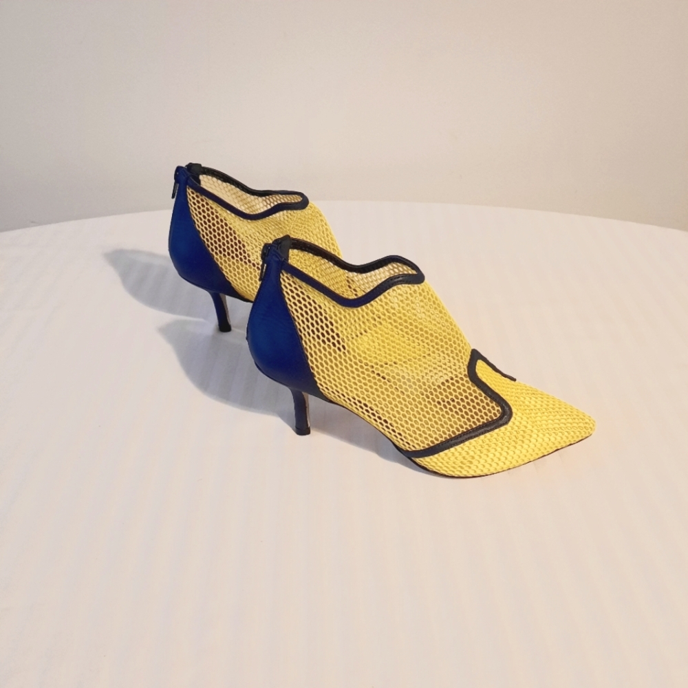Mesh Booties Navy And Yellow Size 8 - Picture 1 of 10